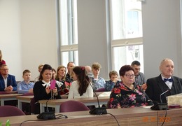  (photo)