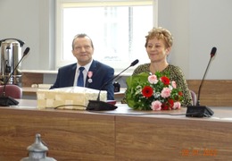  (photo)