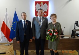  (photo)