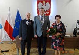  (photo)