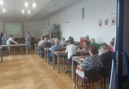  (photo)