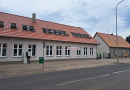  (photo)