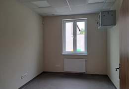  (photo)