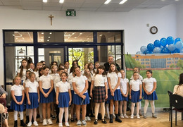  (photo)