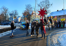  (photo)