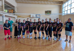  (photo)