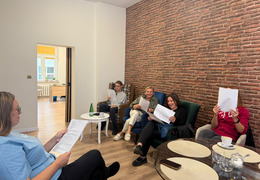  (photo)