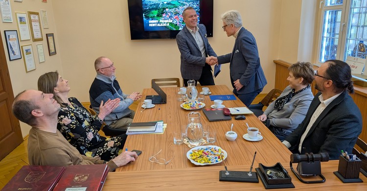 Kolejny ważny krok ku przyszłości i rozwojowi naszej gminy  - zdjęcie