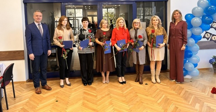 Uroczyste obchody Dnia Edukacji Narodowej w Urzędzie Miejskim w Złotowie - zdjęcie